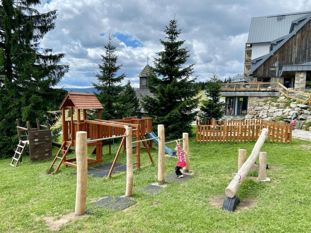 Erlebachova Bouda, Hotel - Resort Svaty Frantisek Špindlerŭv Mlýn Exterior foto