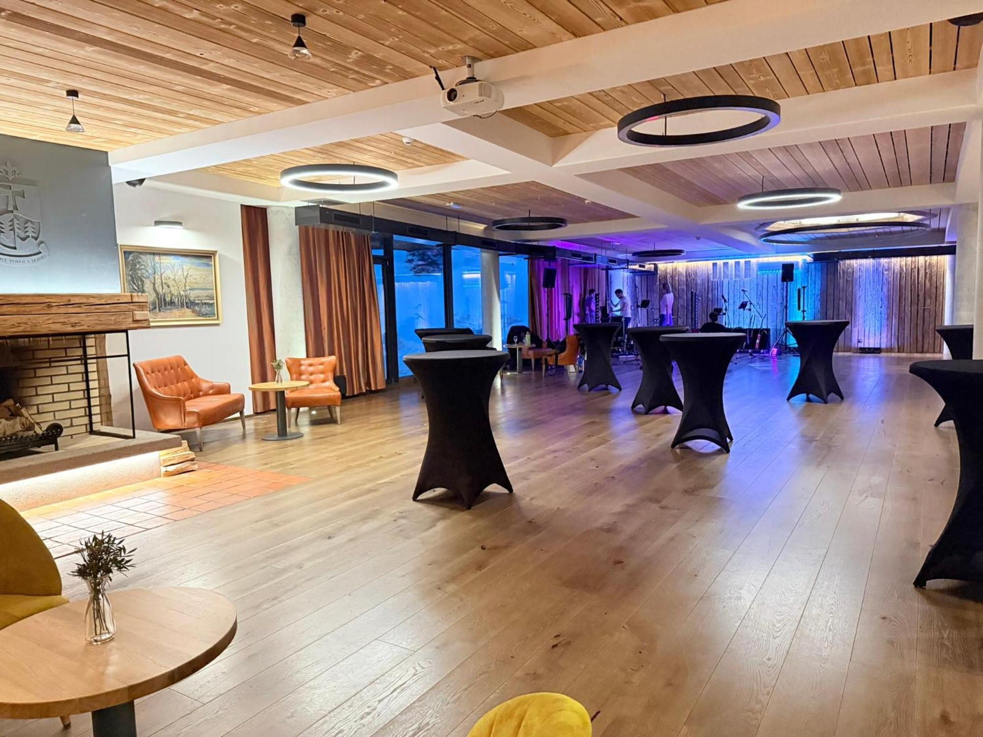 Erlebachova Bouda, Hotel - Resort Svaty Frantisek Špindlerŭv Mlýn Exterior foto