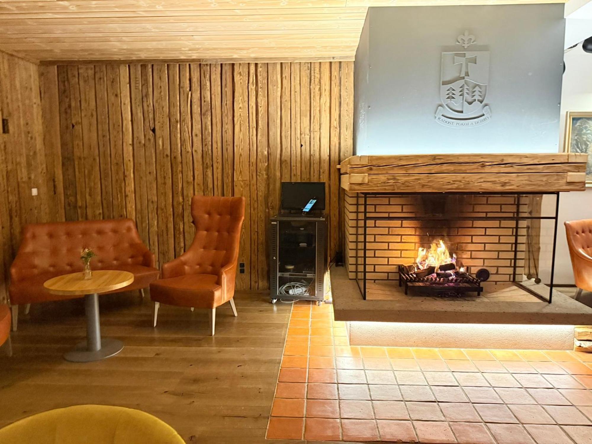 Erlebachova Bouda, Hotel - Resort Svaty Frantisek Špindlerŭv Mlýn Exterior foto